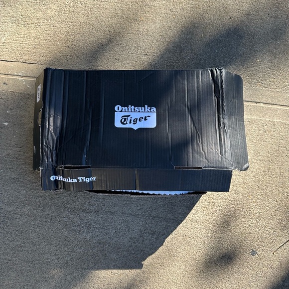 Onitsuka Tiger red, blue, and gold - Picture 6 of 6